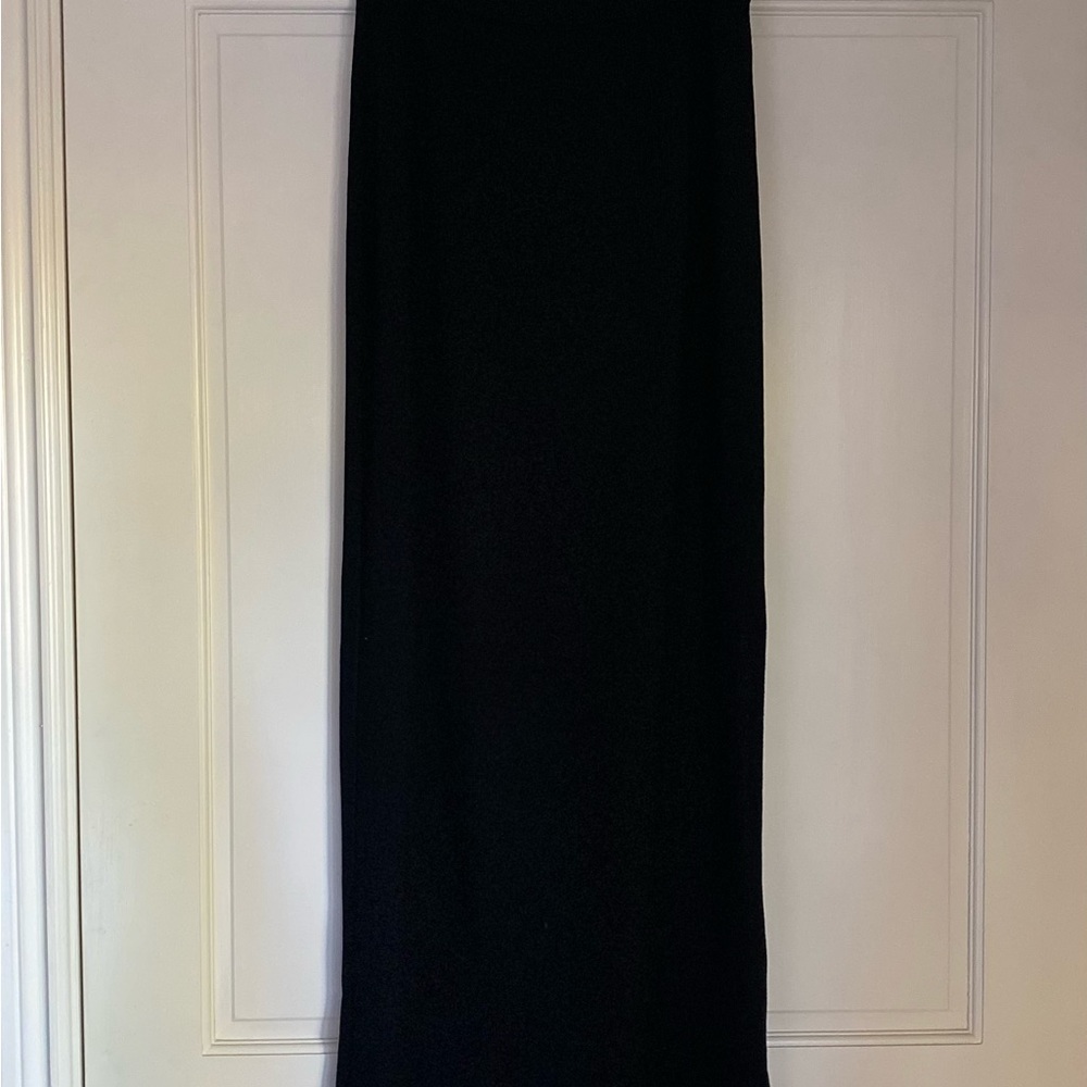 Elegant St John Evening wear. Black beaded jacket and long skirt. - Picture 4 of 11